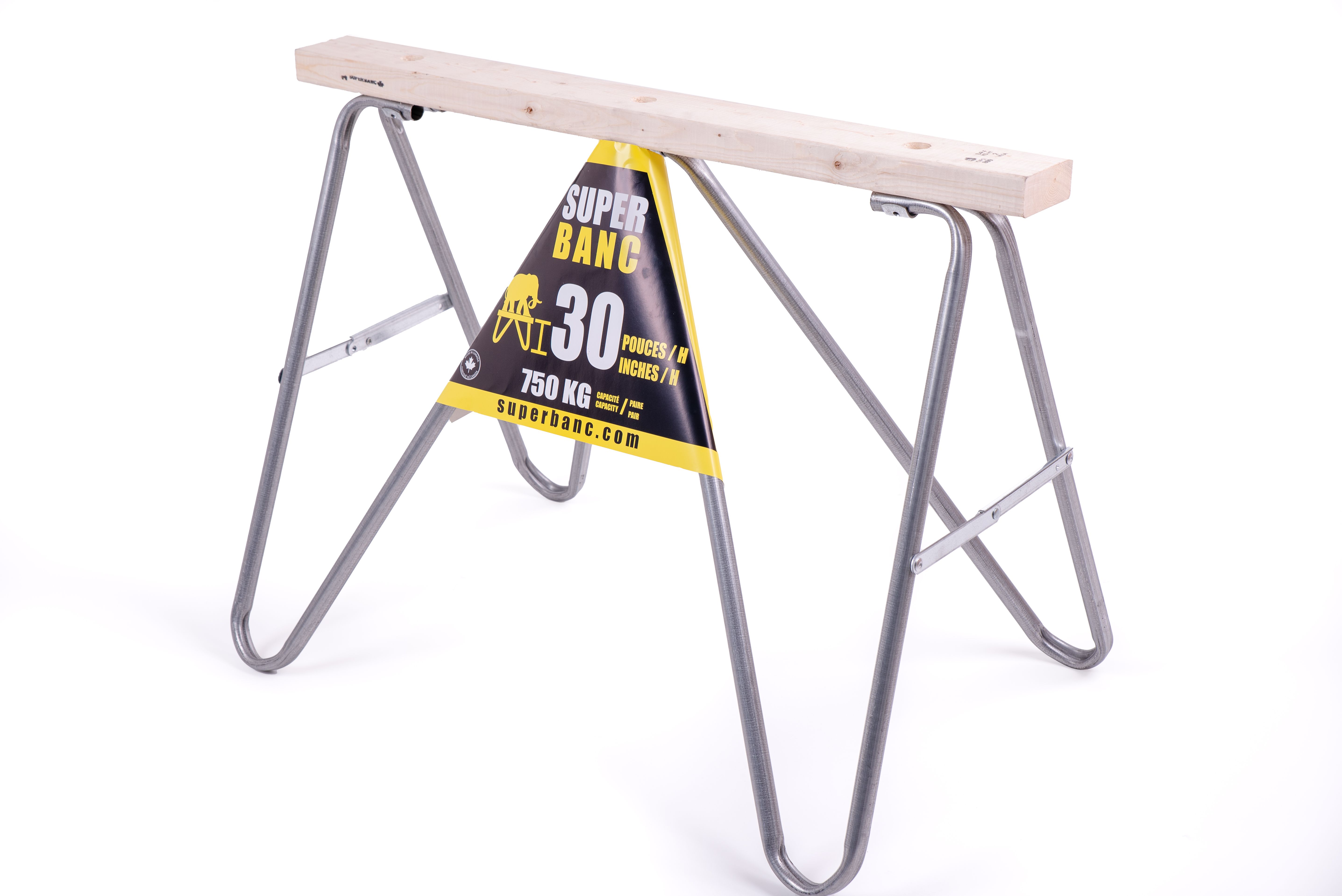 Super Bench 30 — A taller working height in a foldable, stable and easy-to-store format.